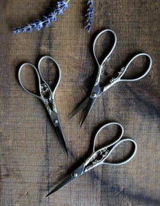 Floral Teardrop Scissors (Set of 3)